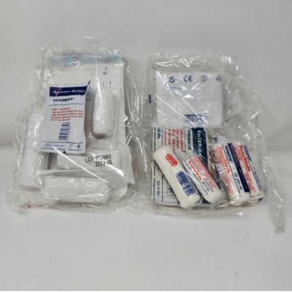 Mercedes Benz first aid kit, Mercedes Benz Genuine OEM - Picture 2 of 4